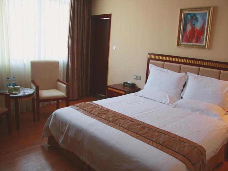 Greentree Inn Guangdong Shantou Chengjiang Road Business Hotel Eksteriør bilde