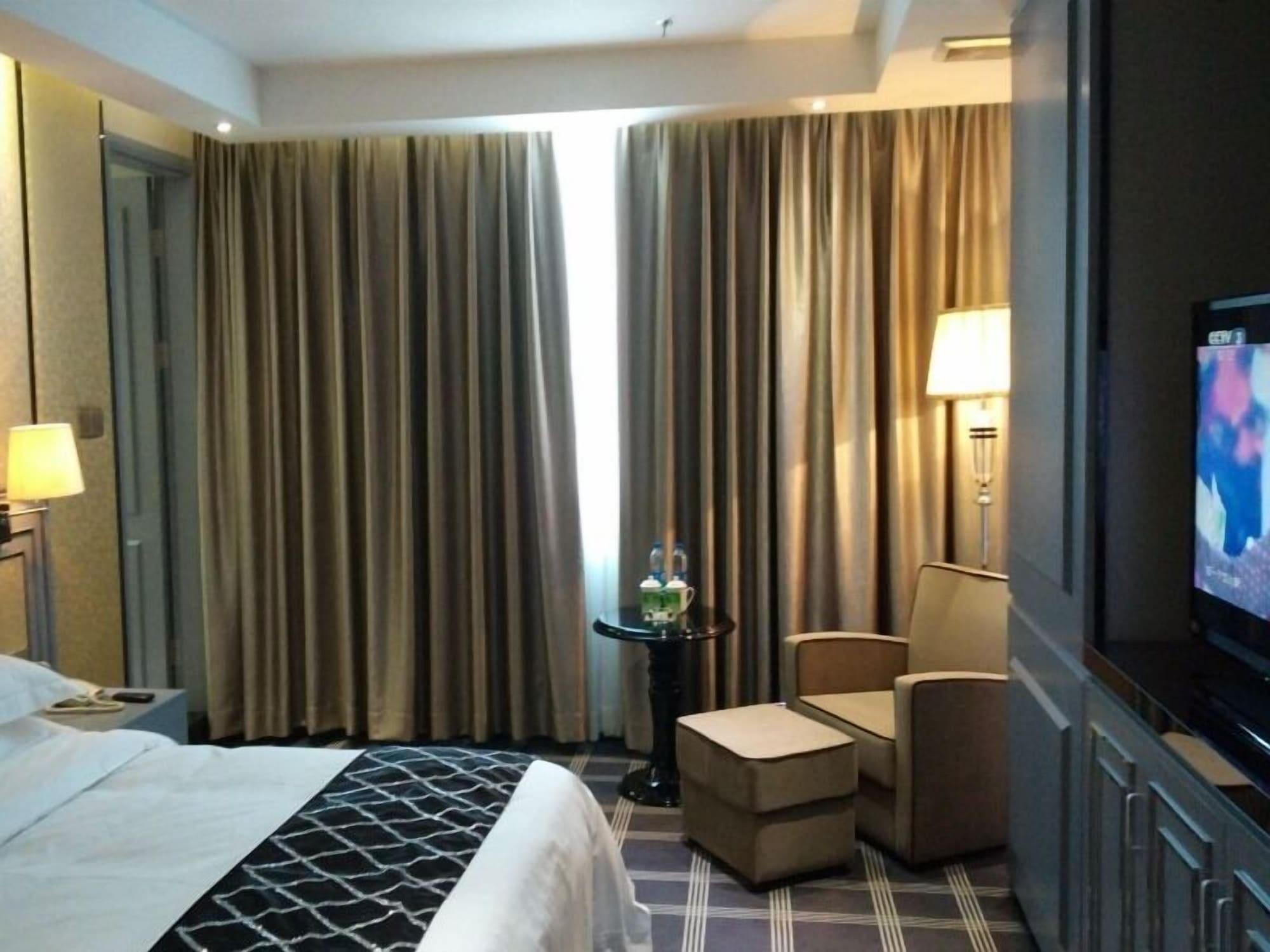 Greentree Inn Guangdong Shantou Chengjiang Road Business Hotel Eksteriør bilde